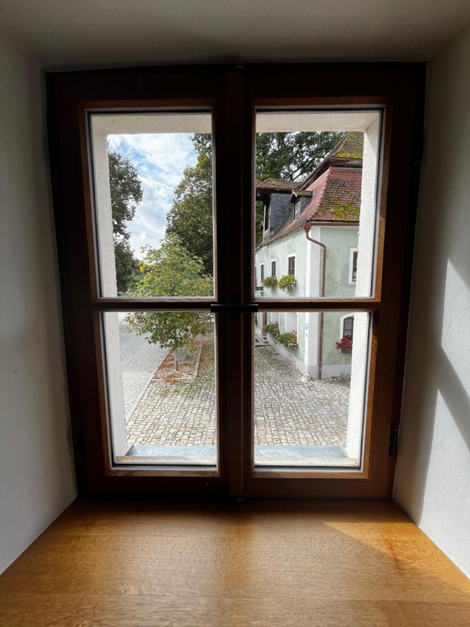 Hotel Roehrl Sinzing Pokoj fotografie